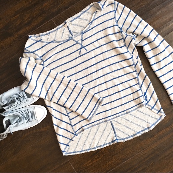 Billabong Tops - BILLABONG| shirt 💛
